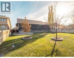 4pc Bathroom - 11 Link Spur, Claresholm, AB T0L0T0 Photo 4