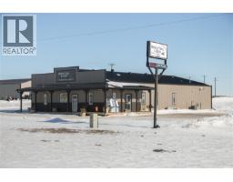 5102 43 Street, Image 2