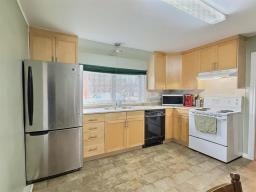 1302 6th Street, Brandon, MB R7A3R6 Photo 5