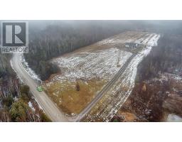 Living room - 998 Pioneer Road, Merrickvillewolford, ON K0G1N0 Photo 4