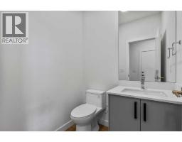 Dining room - 90 Heritage Circle, Cochrane, AB T4C3G9 Photo 3