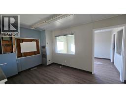 1836 1900 Alaska Highway, Dawson Creek, BC V1G1P6 Photo 4