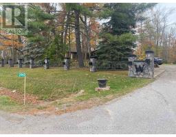 Bedroom 2 - 2943 County Rd 36, Trent Lakes, ON K0L1J0 Photo 2