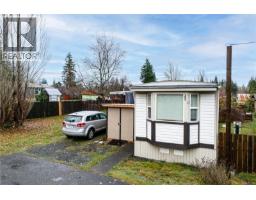 Primary Bedroom - 11 1630 Croation Rd, Campbell River, BC V9W3T5 Photo 2