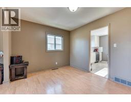 4pc Bathroom - 25 320 7 Avenue Ne, Three Hills, AB T0M2A0 Photo 4