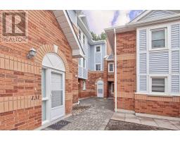 Dining room - 218 12421 Ninth Line, Whitchurchstouffville, ON L4A1J3 Photo 3