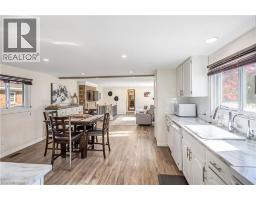 2pc Bathroom - 37 Morton Avenue, Brantford, ON N3R2N6 Photo 2