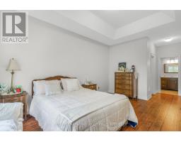 Living room - 10 19 Hillside Drive E, Niagaraonthelake, ON L0S1J0 Photo 2