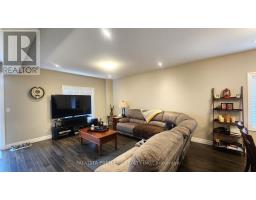 Loft - 3074 Turner Crescent, London South, ON N6M0B2 Photo 3