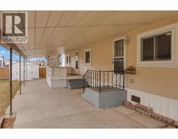 Bedroom - 8 Malden Hill Drive, Amherstburg, ON N9V3E1 Photo 5