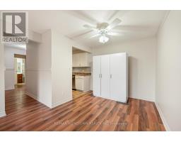 Kitchen - 17 6 Charlotte Place, Brockville, ON K6V6T4 Photo 2