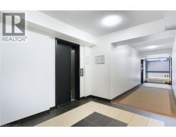 17 King Street E Unit 205, Dundas, ON L9H1B7 Photo 4