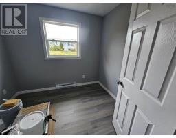 Bath (# pieces 1-6) - 68 Macdonald Crescent, Sydney Mines, NS B1Y3H5 Photo 3