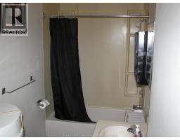 4 Talbot Road, Wheatley, ON N0P2P0 Photo 2