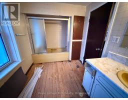 4 Main Street N, Brockton, ON N0G1S0 Photo 3