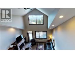 Foyer - 700 Bighorn Boulevard Unit 735 M 1, Radium Hot Springs, BC V0A1M0 Photo 4