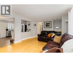 Bedroom - 237 Cochrane Crescent, Fort Mcmurray, AB T9K1J6 Photo 3