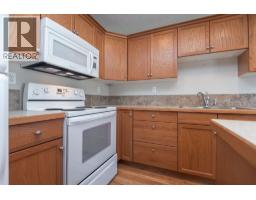 2pc Bathroom - 5 4807 53 Avenue, Eckville, AB T0M0X0 Photo 4