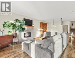 24 Nighthawk Lane, Image 3