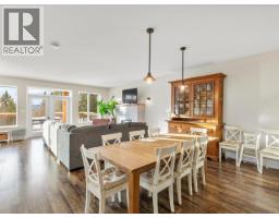 Kitchen - 24 Nighthawk Valley Lane, Whitehorse North,  Y1A5W4 Photo 3