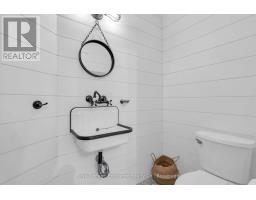 Primary Bedroom - 412 Main Street W, King, ON L0G1T0 Photo 5