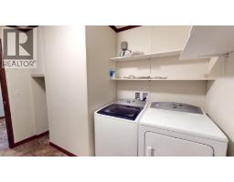 Full ensuite bathroom - 35 Wilderness Heights Way, Elkford, BC V0B1H0 Photo 2