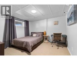 Kitchen - 500 Queen Street, Elnora, AB T0M0Y0 Photo 2