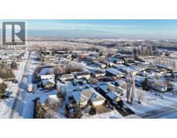 Bedroom - 500 Queen Street, Elnora, AB T0M0Y0 Photo 5