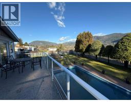 Bedroom - 2621 6th Avenue, Castlegar, BC V1N2W3 Photo 3