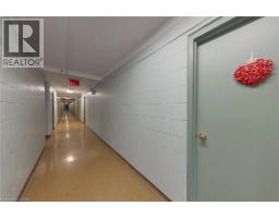 Primary Bedroom - 17 Gibson Drive Unit 2, Kitchener, ON N2B2P3 Photo 4