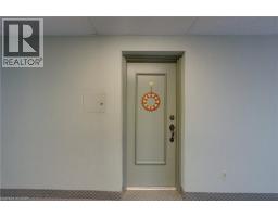 Kitchen - 17 Gibson Drive Unit 2, Kitchener, ON N2B2P3 Photo 5