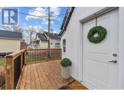 Living room - 271 Herkimer Street, London South, ON N6C4S3 Photo 4