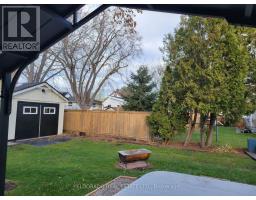 Living room - 107 Mackan Street, Thorold, ON L2V1G5 Photo 2