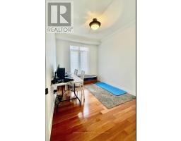 Dining room - 12 Sachet Drive, Richmond Hill, ON L4E4S1 Photo 5