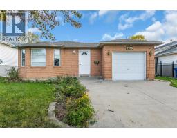 Family room - 2788 Southridge, Windsor, ON N8W5N3 Photo 5