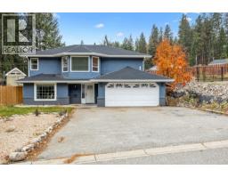 Living room - 3118 Mciver Road, West Kelowna, BC V4T1E6 Photo 2