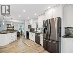 Bedroom - 3118 Mciver Road, West Kelowna, BC V4T1E6 Photo 3