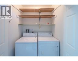 Bedroom - 1820 Atkinson Street Unit 103, Penticton, BC V2A7M6 Photo 2