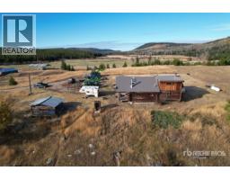 5670 Eagan Bonaparte Road, Bridge Lake, BC V0K1E0 Photo 5