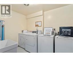 Living room - 105 962 Island Hwy S, Campbell River, BC V9W1B1 Photo 3