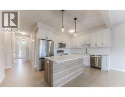 4pc Bathroom - 21 Ashford Street, Cambridge, ON N1T0H9 Photo 3