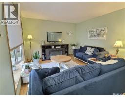 Kitchen/Dining room - 127 Mcdonald Road, Estevan, SK S4A0B9 Photo 2