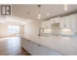 Bedroom 2 - 14 Jade Avenue, Petawawa, ON K8H0E5 Photo 5