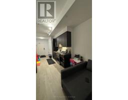 Dining room - 5411 3900 Confederation Parkway, Mississauga, ON L5B0M3 Photo 2