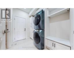 Primary Bedroom - 393 William Graham Drive, Aurora, ON L4G0Z9 Photo 5