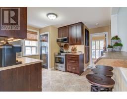 Bedroom 2 - 30 Clarence Street, Brampton, ON L6W1S3 Photo 4