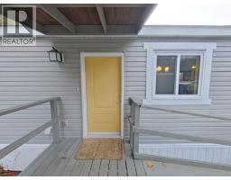 Dining room - 15 8425 Highway 101, Powell River, BC  Photo 2