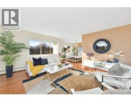 Primary Bedroom - 507 1440 Beach Dr, Oak Bay, BC V8S2N8 Photo 5