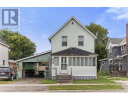 Living room - 249 John St, Sault Ste Marie, ON P6A1P4 Photo 2