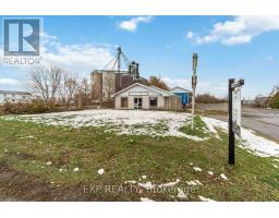 685 St Lawrence Street, North Dundas, ON K0C2K0 Photo 4